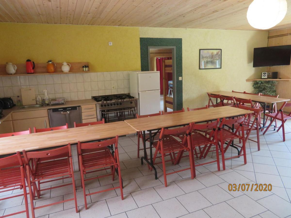 Gruppenbungalow-Waldhaus-Am Ferienpark Mirow Luaran gambar