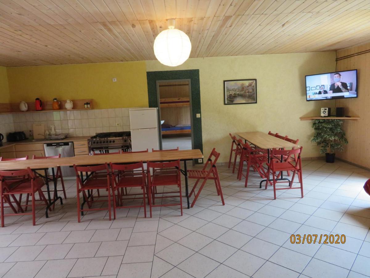 Gruppenbungalow-Waldhaus-Am Ferienpark Mirow Luaran gambar